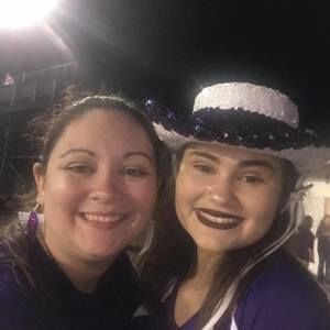 Meet your Posher, Raechel